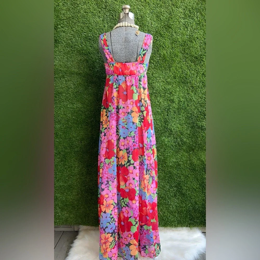 Vintage Olga , SLEEPING PRETTY 70s floral maxi nightgown Size 36